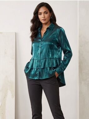 Giorgio Fiorelli Shimmery Teal Button-Down Blouse